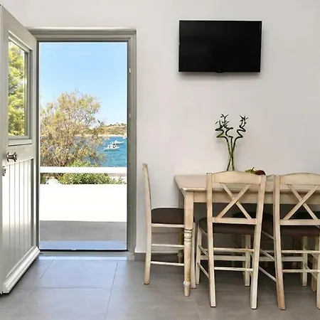 Holiday home Marousso's Seafront House