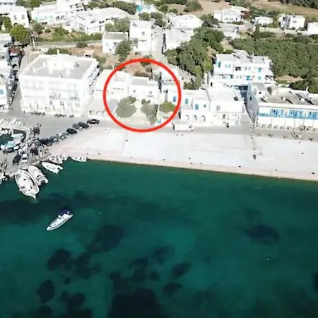Marousso's Seafront House * Aliki (Paros)