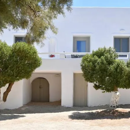 Marousso's Seafront House